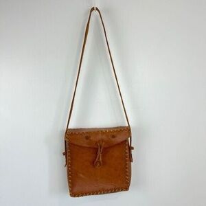 Vintage Handmade Native American Genuine Leather Shoulder Bag Messenger Purse